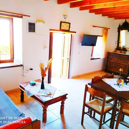 Chrysodimi Chalki Town
