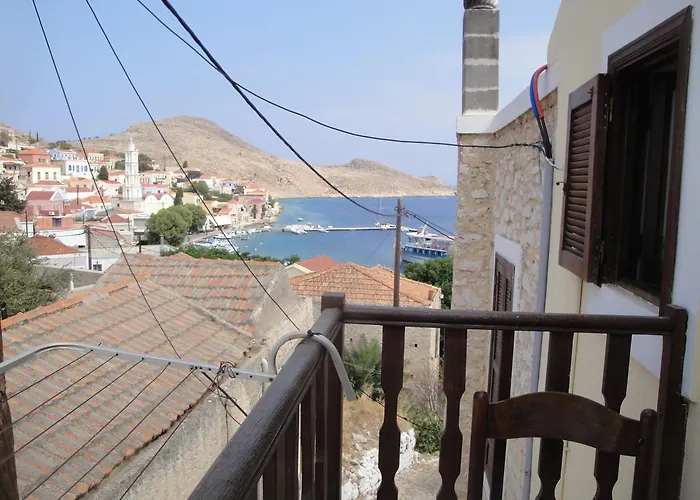 Chrysodimi بيت للعطل Chalki Town