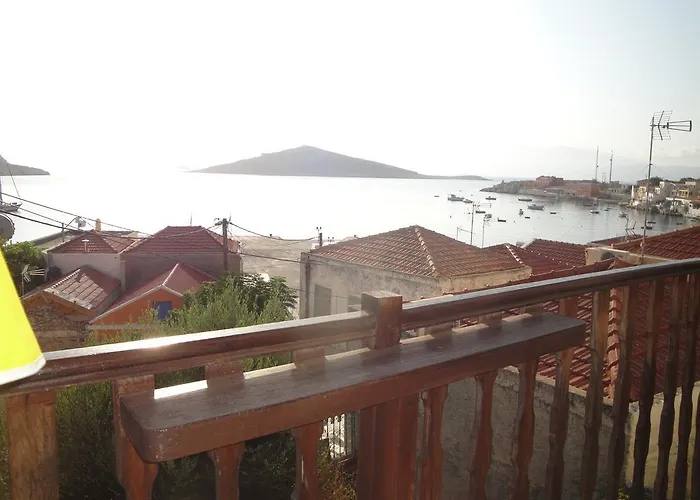 بيت للعطل Chrysodimi *