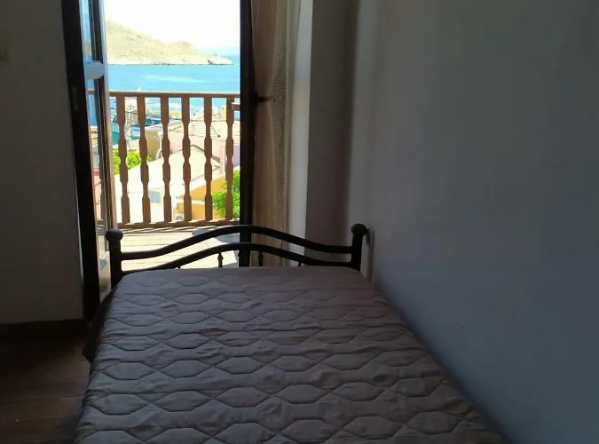 بيت للعطل Chrysodimi *