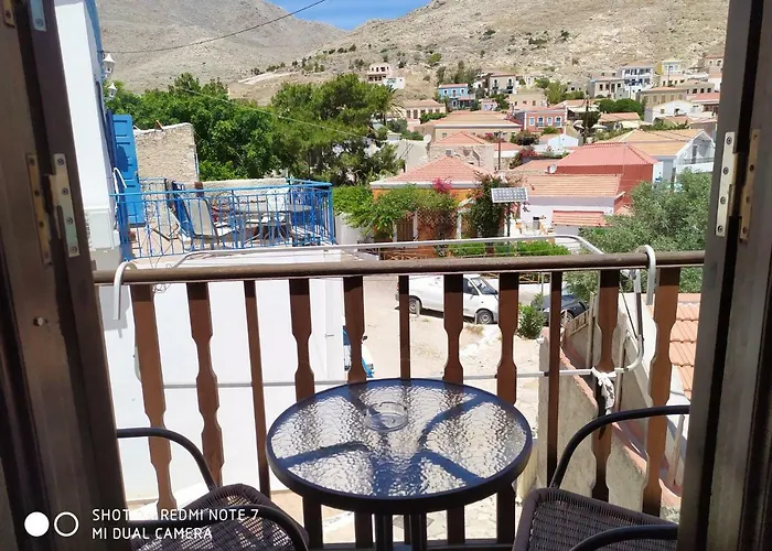 Chrysodimi بيت للعطل Chalki Town